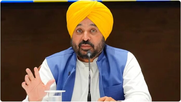 ਪੰਜਾਬ ’ਚ ਪਰਾਲੀ ਸਾੜਨ ਦੇ ਮਾਮਲਿਆਂ ’ਚ 90% ਕਮੀ, 16,227 CRM ਮਸ਼ੀਨਾਂ ਦੀ ਹੋਈ ਖਰੀਦ