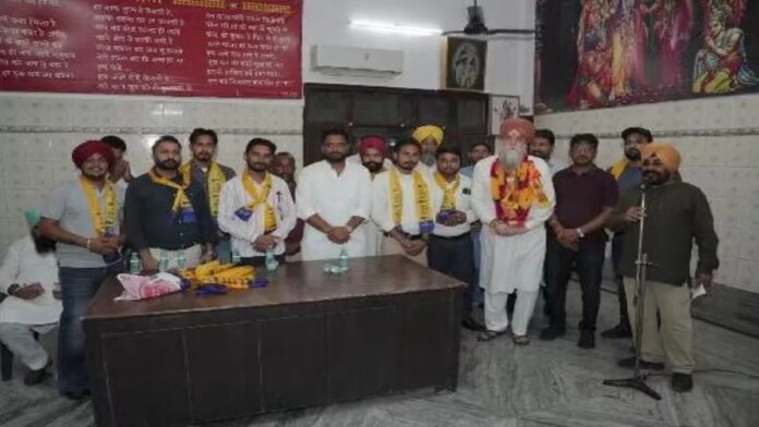ਰਾਹੁਲ ਗਾਂਧੀ ਦਾ ਦਿੱਲੀ ਵਿੱਚ ਰੋਸ ਮਾਰਚ, CEC ਦੇ ਅਸਤੀਫ਼ੇ ਦੀ ਮੰਗ